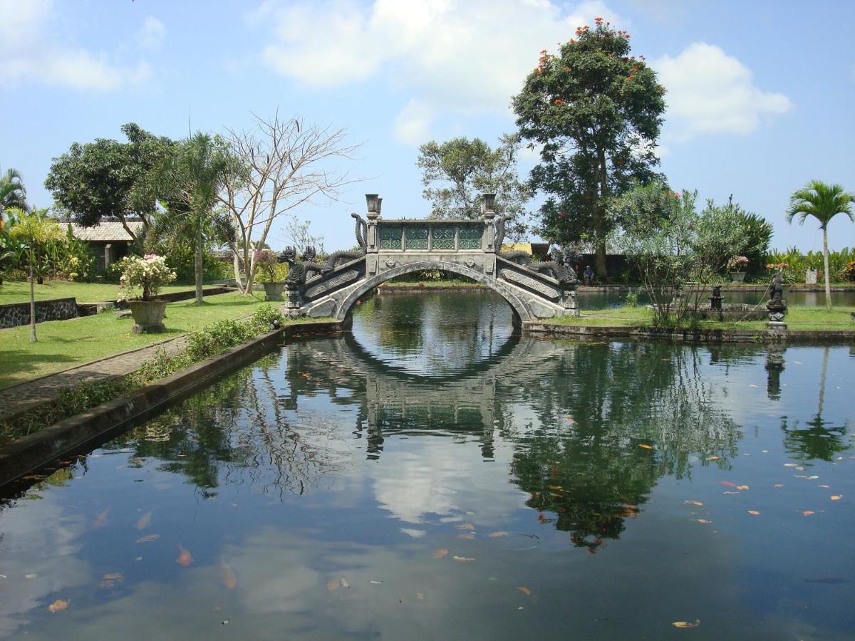 Villa Arjuna Seraya Luaran gambar
